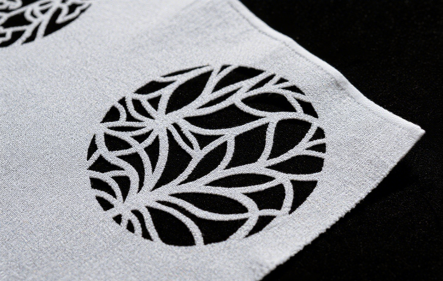 Какво представлява системата за контрол на лазерно рязане с влакна?