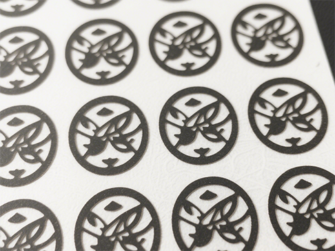 Подобряване на производството с интелигентен контролер за лазерно рязане